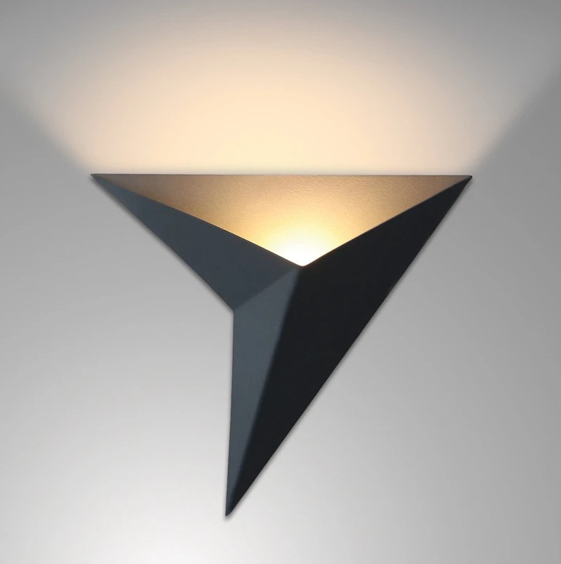 wall-light-triangle-01 wall-light-triangle-01